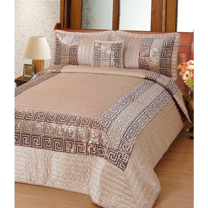 LAVELLA VERSUS BEDSPREI 4-DELIG BEIGE LAVELLA VERSUS BEDSPREI 4-DELIG BEIGE